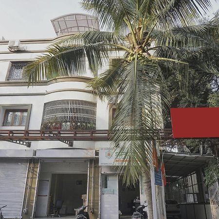 Super Townhouse The Upper Room Near Pune Airport Lohogaon Exteriér fotografie