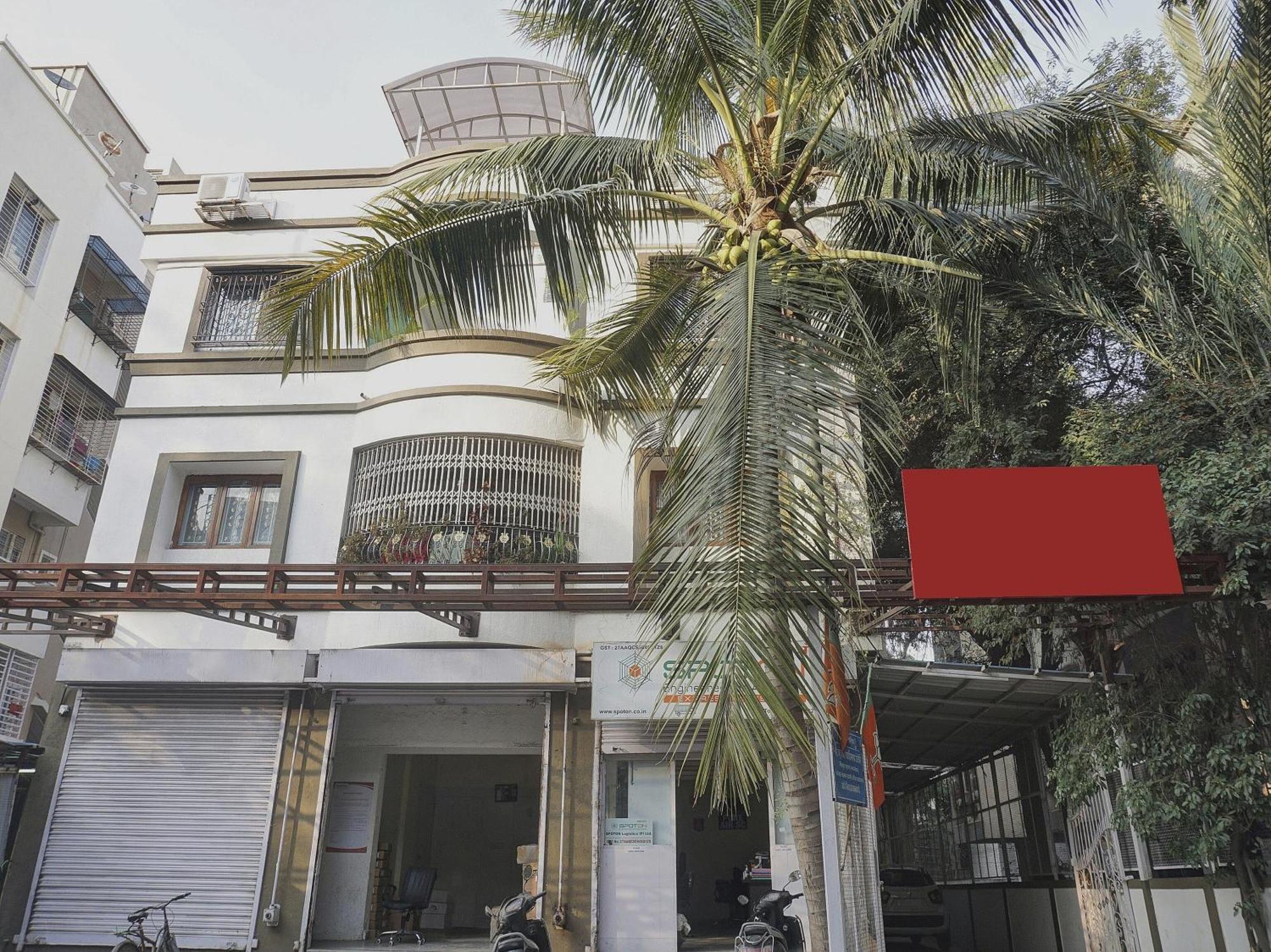 Super Townhouse The Upper Room Near Pune Airport Lohogaon Exteriér fotografie