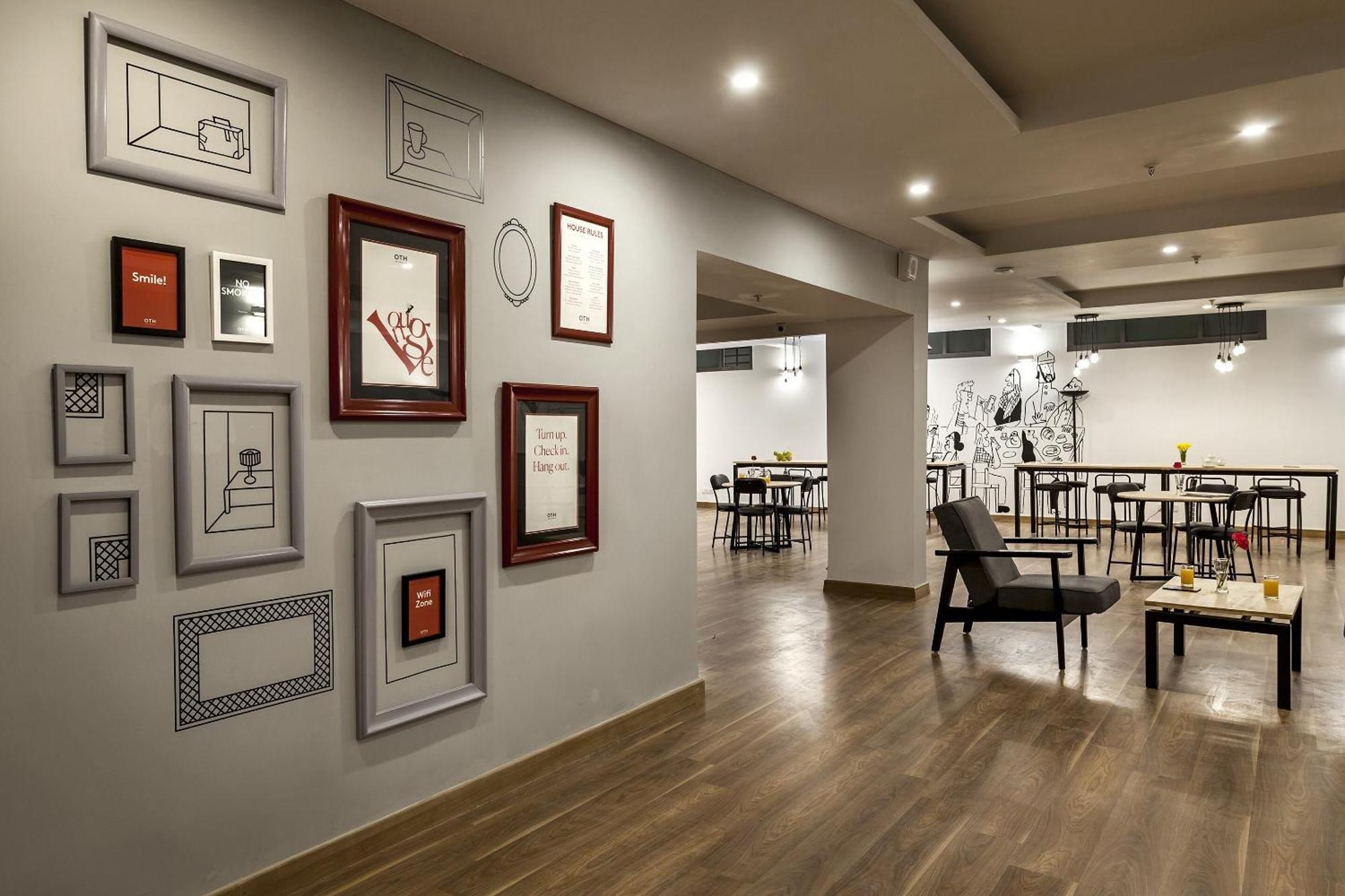 Super Townhouse The Upper Room Near Pune Airport Lohogaon Exteriér fotografie