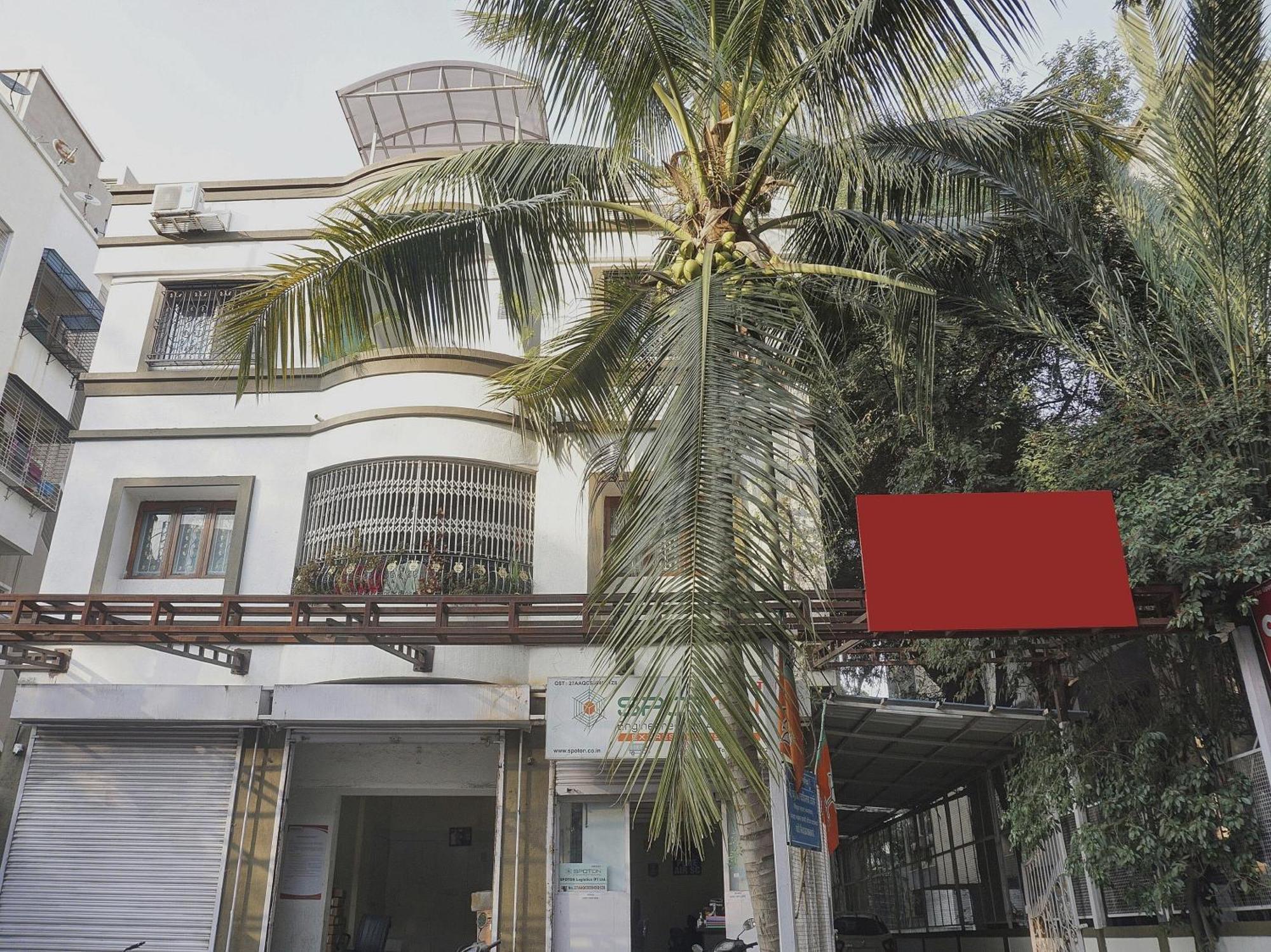 Super Townhouse The Upper Room Near Pune Airport Lohogaon Exteriér fotografie